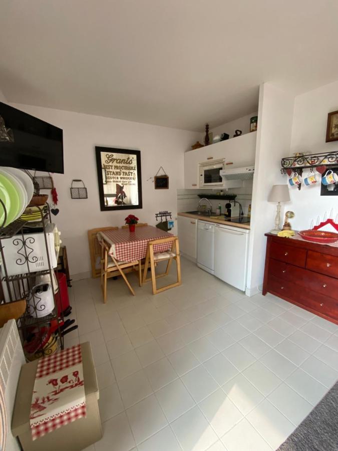 Studio En Rez De Jardin -"Le Petit Nid" A Trouville Exterior photo